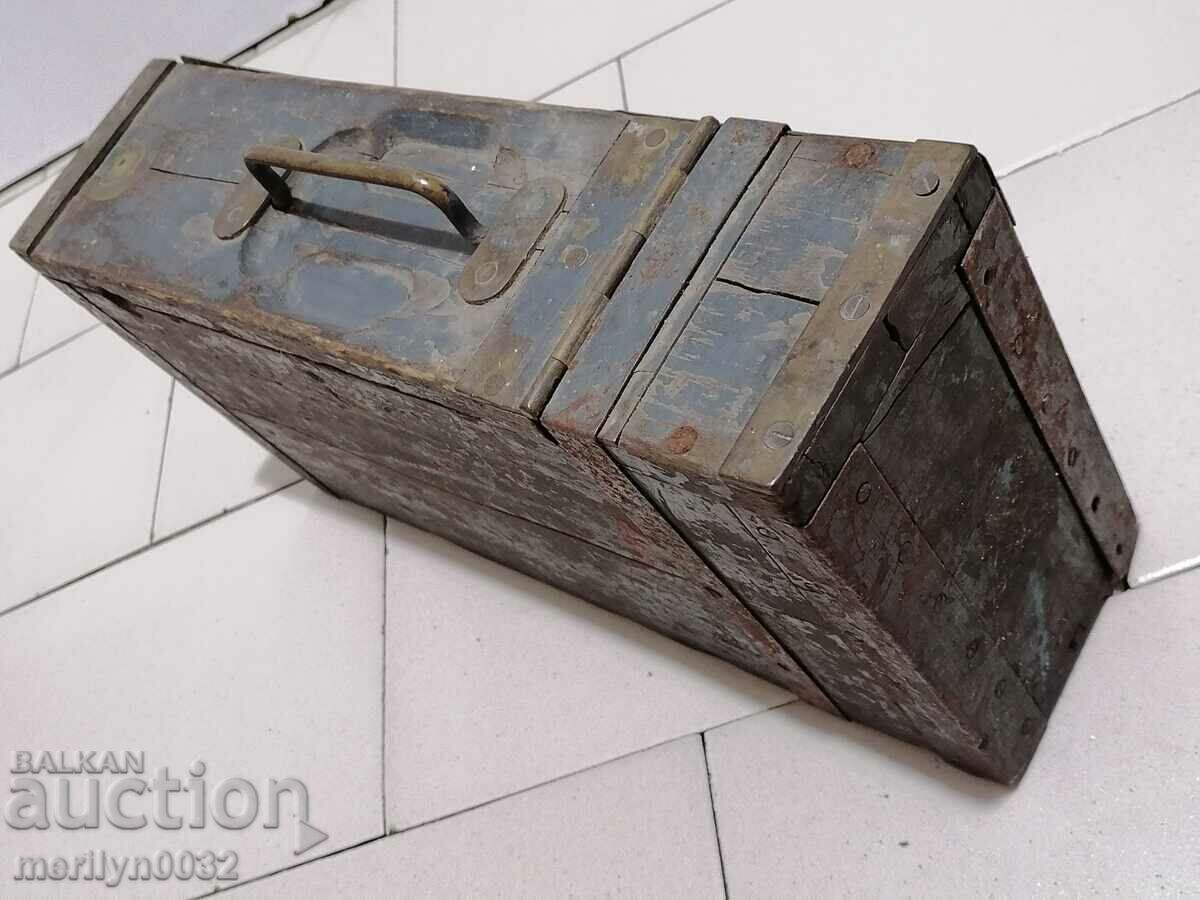 Delivery of Cartridge box from the Schwarz Vine Machine, cartridge cartridge Delivery of Cartridge box from the Schwarz Vine Machine, cartridge cartridge