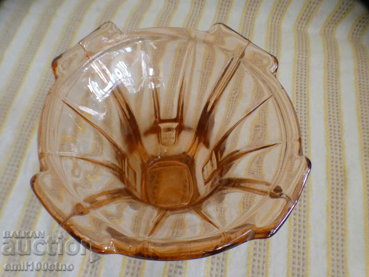 An old vase of colored glass from the time of the soca with a pentagram with price 15.00 BGN | € 7.67 An old vase of colored glass from the time of the soca with a pentagram with price 15.00 BGN | € 7.67