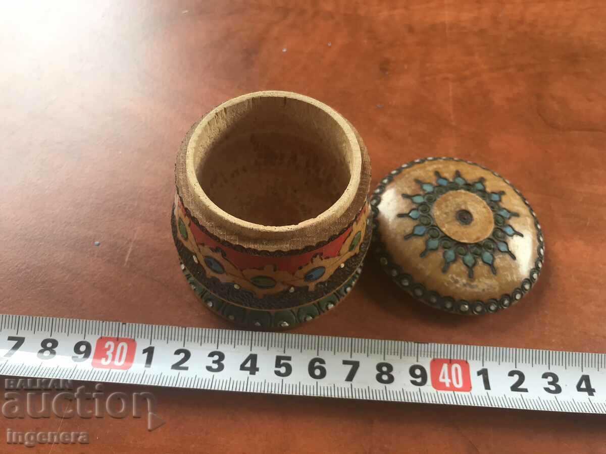 BOX BOX WOOD PYROGRAPHED PAINTED COLOR with price 11.00 BGN | € 5.62 BOX BOX WOOD PYROGRAPHED PAINTED COLOR with price 11.00 BGN | € 5.62