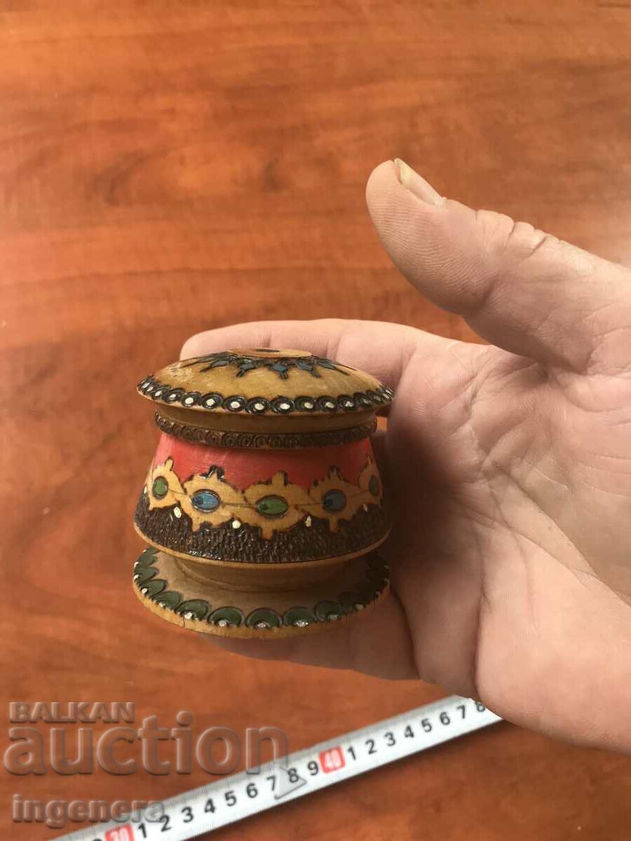 Delivery of BOX BOX WOOD PYROGRAPHED PAINTED COLOR Delivery of BOX BOX WOOD PYROGRAPHED PAINTED COLOR