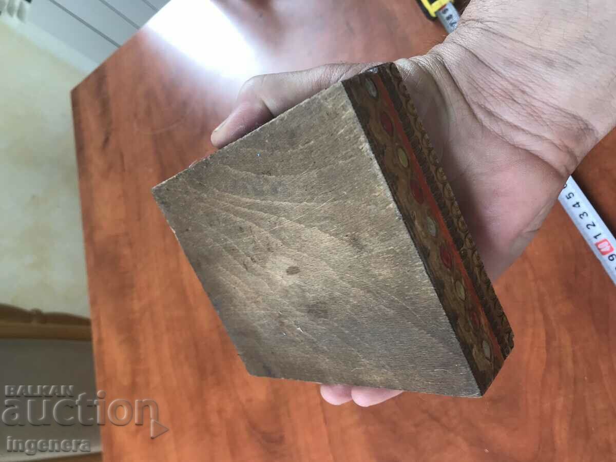 BOX BOX WOOD PYROGRAPHED PAINTED COLOR FOR CARTOIG - 7 BOX BOX WOOD PYROGRAPHED PAINTED COLOR FOR CARTOIG - 7