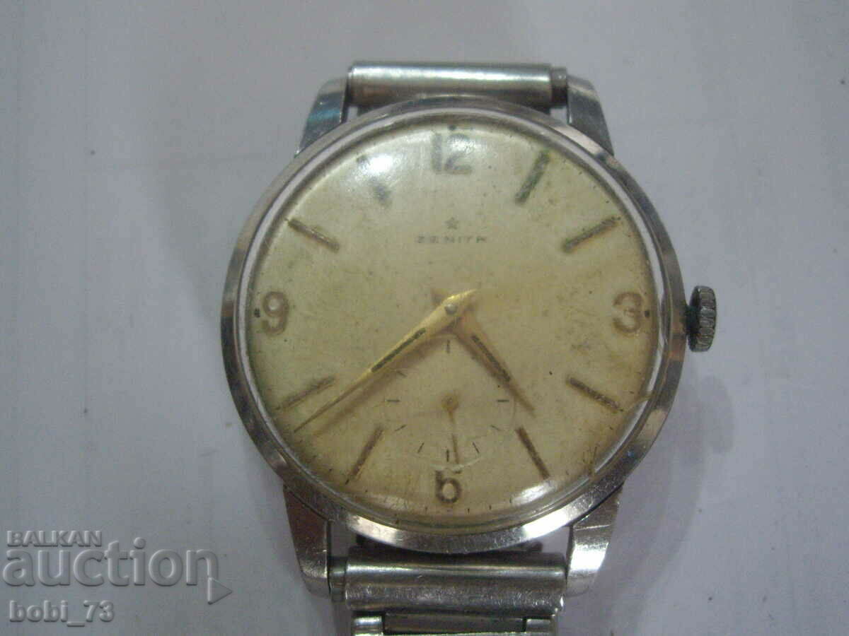 Стар ръчен часовник''Zenit'' с цена 450.00 лв. | € 230.08 Стар ръчен часовник''Zenit'' с цена 450.00 лв. | € 230.08