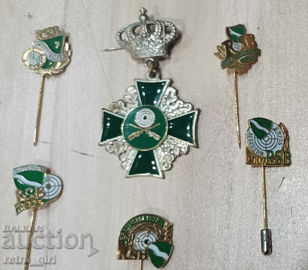 Πουλάω κυνηγετικά σήματα, πινακίδες. με τιμή 27.90 BGN | € 14.27