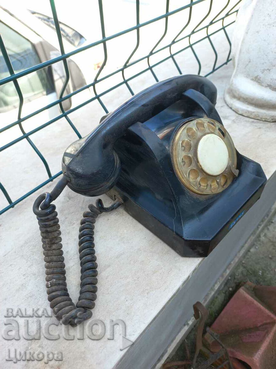STAR BAKELITE TELEPHONE with price 50.00 BGN | € 25.56 STAR BAKELITE TELEPHONE with price 50.00 BGN | € 25.56