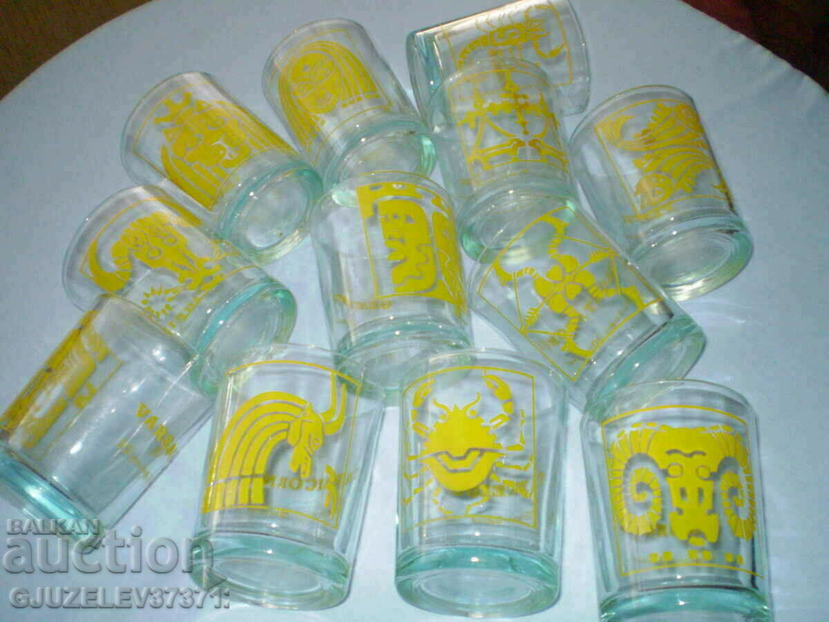 12 Glass Cups with the Signs of the Zodiac - 6 12 Glass Cups with the Signs of the Zodiac - 6