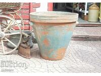 Large ceramic pot