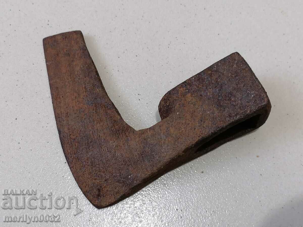 Old ax torpedo saber hat without gland with price 35.00 BGN | € 17.90 Old ax torpedo saber hat without gland with price 35.00 BGN | € 17.90