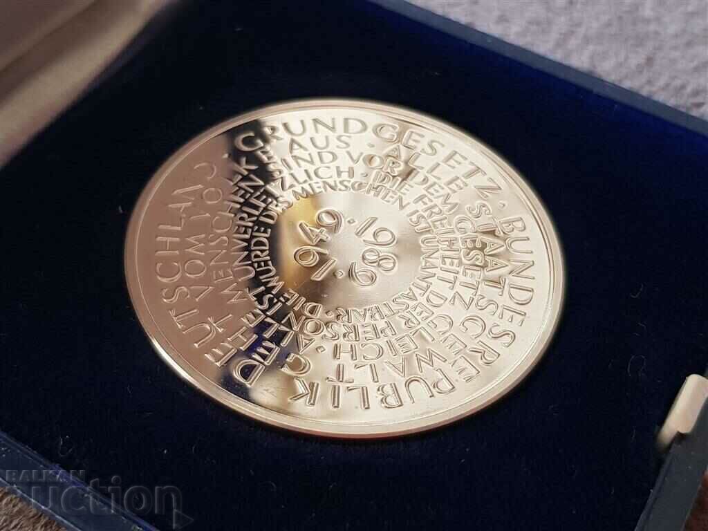 Γερμανικό ασήμι 1000 ‰ νόμισμα μετάλλιο Βασικός νόμος FRG - 7 Γερμανικό ασήμι 1000 ‰ νόμισμα μετάλλιο Βασικός νόμος FRG - 7