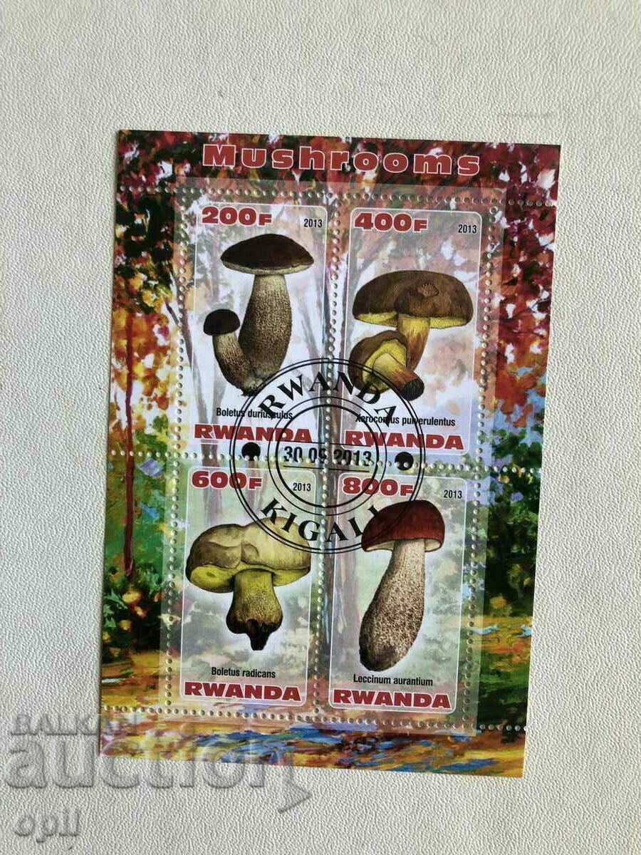 Ciuperci bloc ștampilate 2013 Rwanda