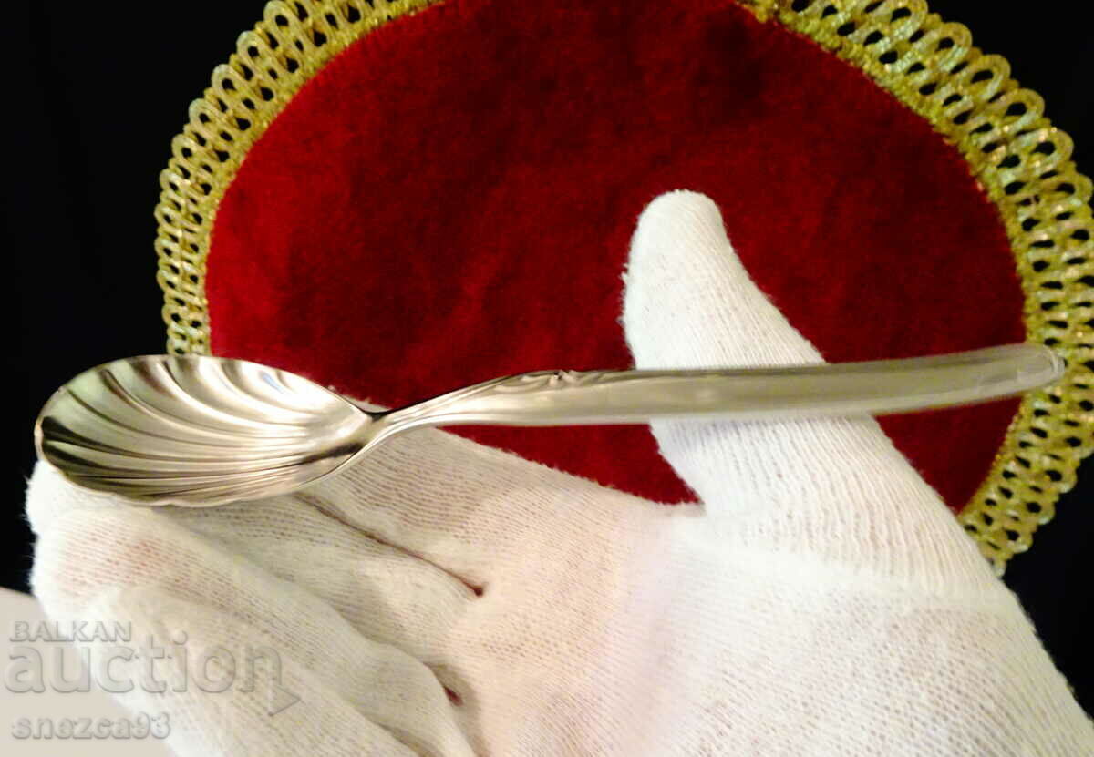 Auction Roneusil Silberglanz silver plated sugar spoon. Auction Roneusil Silberglanz silver plated sugar spoon.