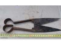 OLD SHEEP SHEARS - FOR DECORATION
