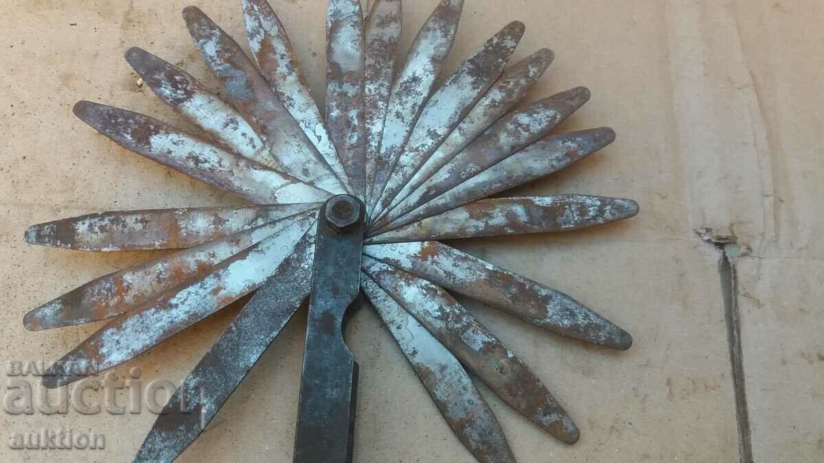 Clearance measuring tool, 0.05-1.00 mm - 20 plates - 6 Clearance measuring tool, 0.05-1.00 mm - 20 plates - 6