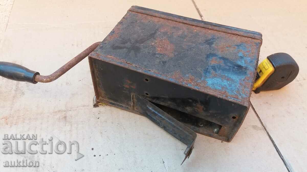 OLD RUSSIAN PRESSURE APPARATUS - 6