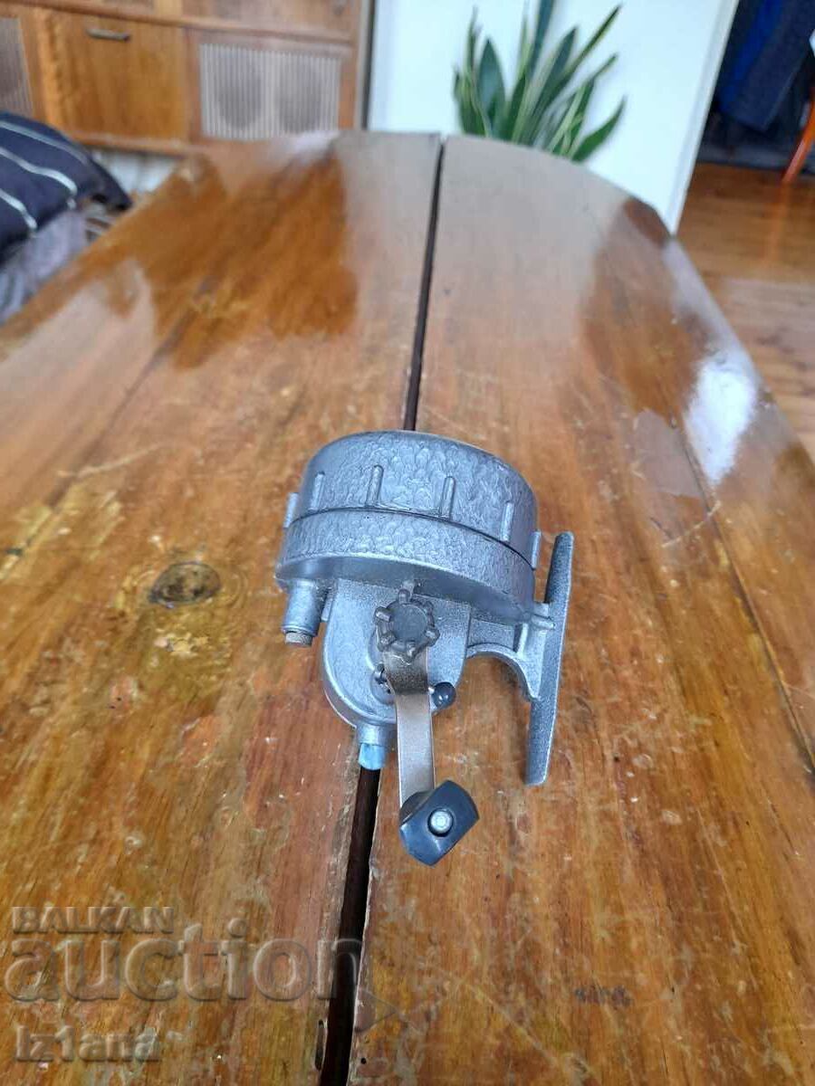 Old fishing reel VO-1 Old fishing reel VO-1