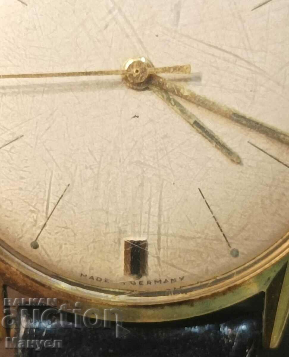 Junghans with price 150.00 BGN | € 76.69 Junghans with price 150.00 BGN | € 76.69