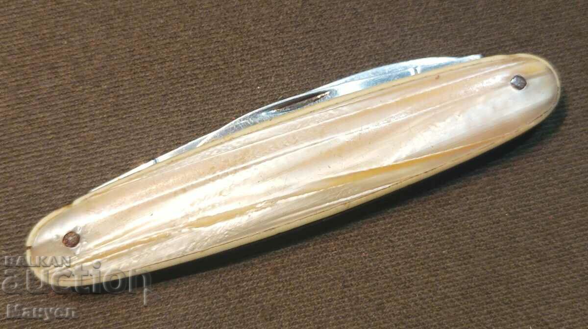 Old knife "Sollingen" with mother of pearl. with price 59.90 BGN | € 30.63 Old knife "Sollingen" with mother of pearl. with price 59.90 BGN | € 30.63