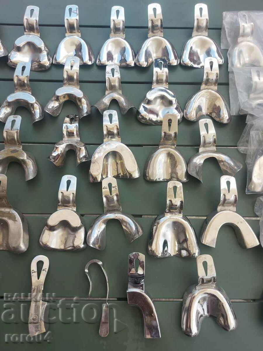 Auction DENTIST'S SPOONS Auction DENTIST'S SPOONS