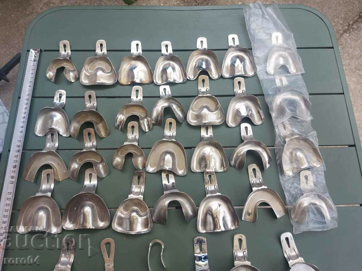 DENTIST'S SPOONS - 5 DENTIST'S SPOONS - 5