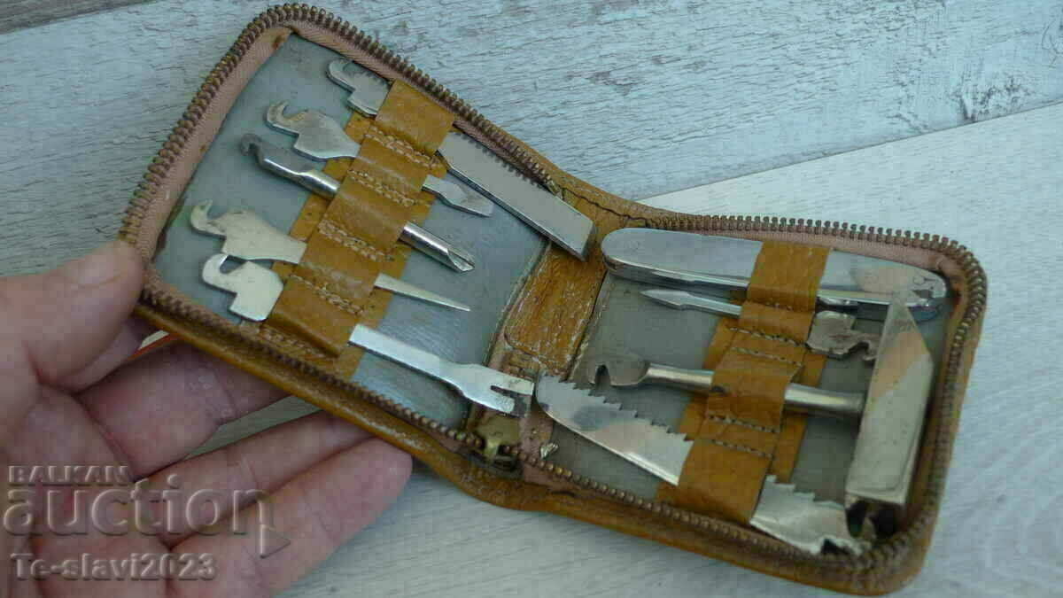 COLLECTOR'S POCKET KNIFE +8 tools