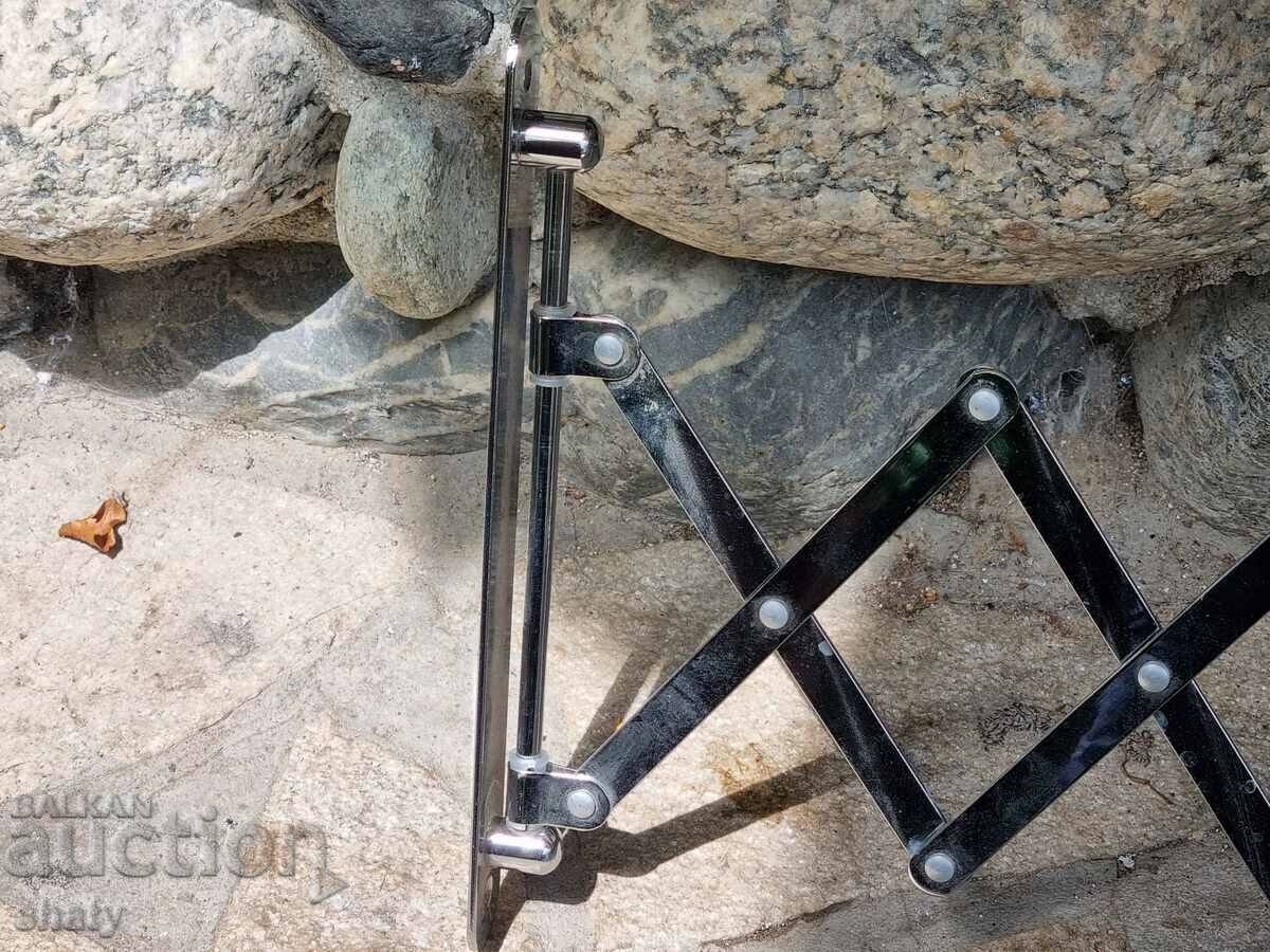 Delivery of Extendable double mirror Delivery of Extendable double mirror