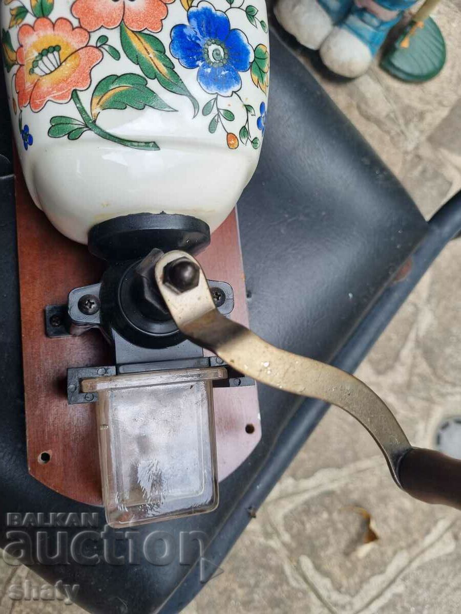 Auction Wall-mounted coffee grinder. Mill Auction Wall-mounted coffee grinder. Mill