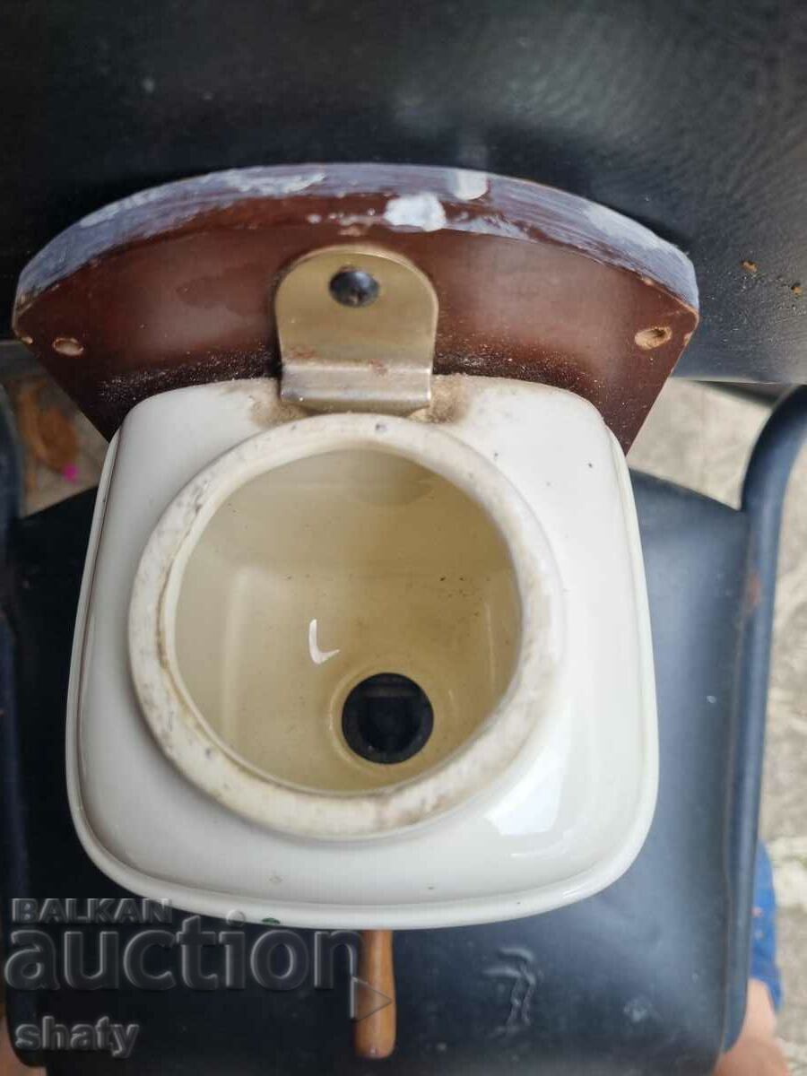 Wall-mounted coffee grinder. Mill - 6 Wall-mounted coffee grinder. Mill - 6