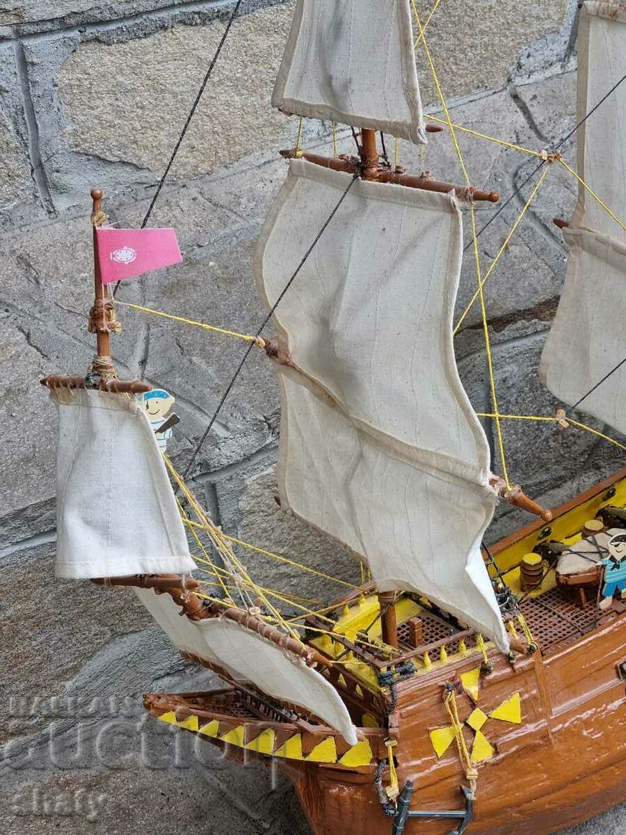 Licitație Model de navă la scară mare Licitație Model de navă la scară mare