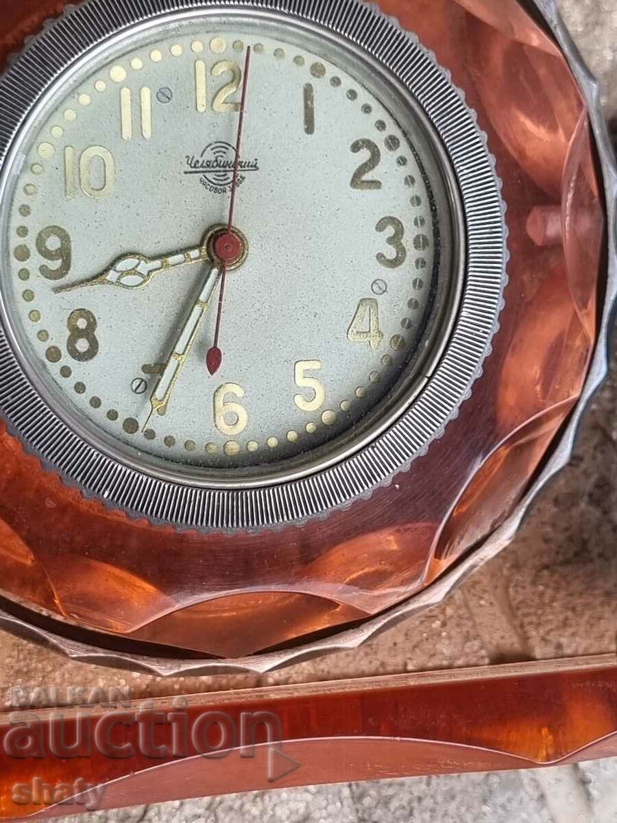 Old Russian tank watch with price 75.00 BGN | € 38.35 Old Russian tank watch with price 75.00 BGN | € 38.35