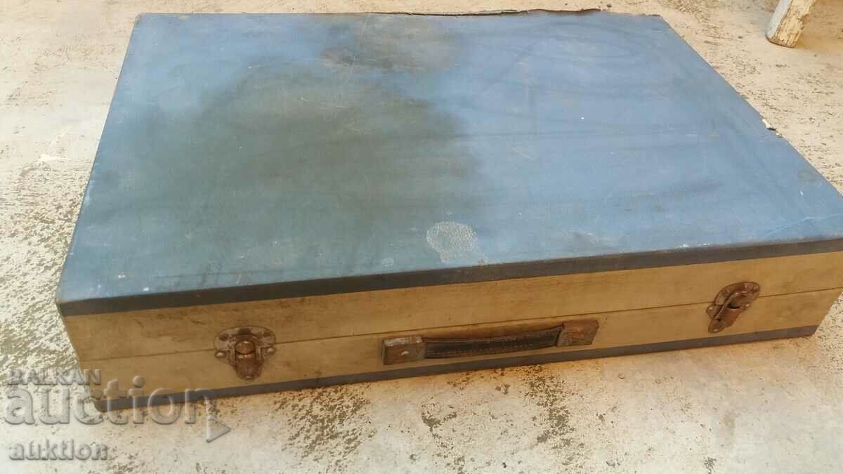 TOURIST SET 4 CHAIRS AND TABLE IN A SUITCASE - 7