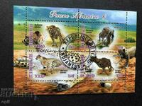 Stamped Block African Fauna Cheetah 2012 Chad