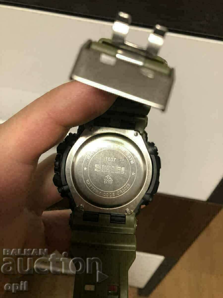 Sports Watch SKMEI 1637 Green with price 40.00 BGN | € 20.45 Sports Watch SKMEI 1637 Green with price 40.00 BGN | € 20.45