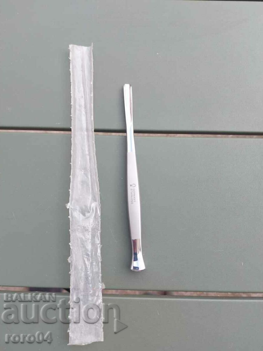 INSTRUMENT DENTAR