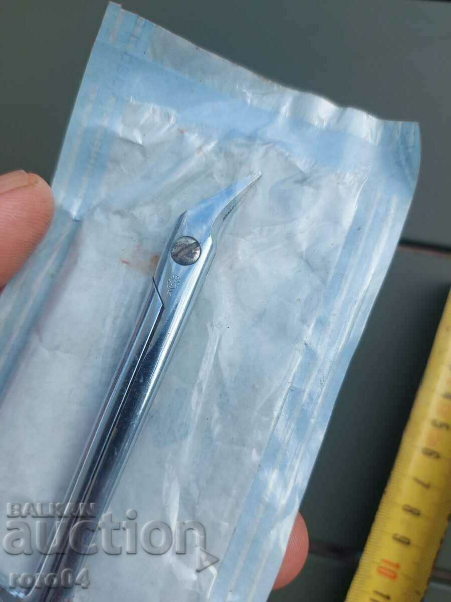 DENTAL INSTRUMENT - 7 DENTAL INSTRUMENT - 7