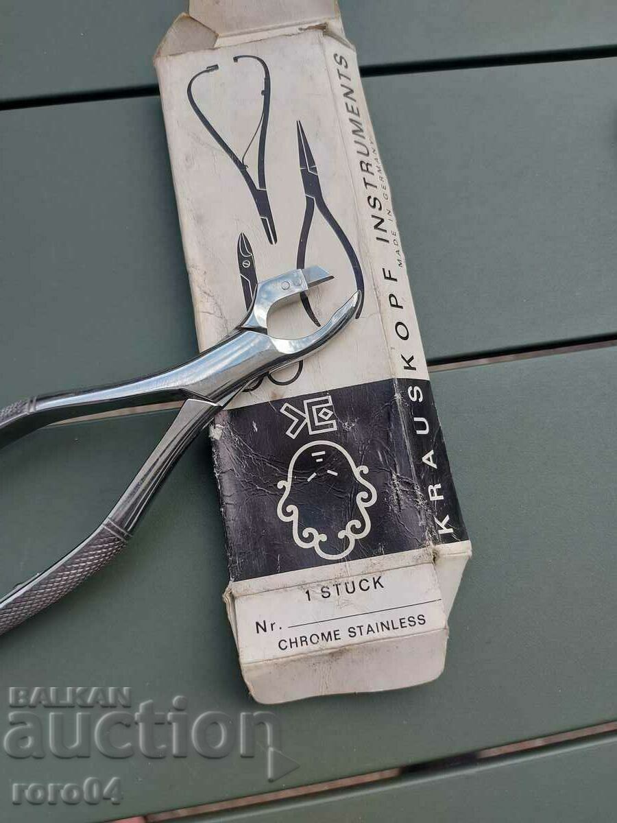 DENTAL INSTRUMENT - 7 DENTAL INSTRUMENT - 7