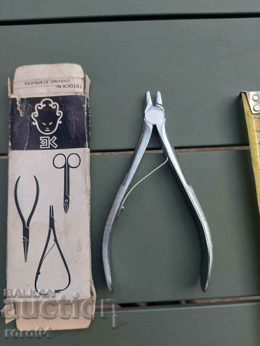 Licitație INSTRUMENT DENTAR