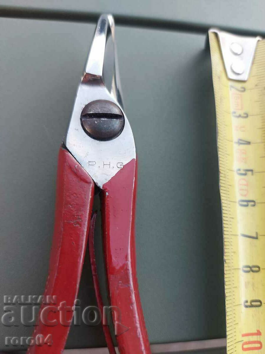 DENTAL INSTRUMENT with price € 30.99 | 60.61 BGN
