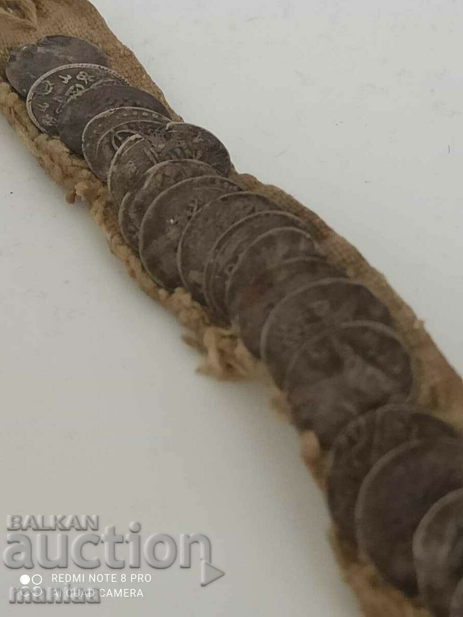 Delivery of Renaissance silver necklace