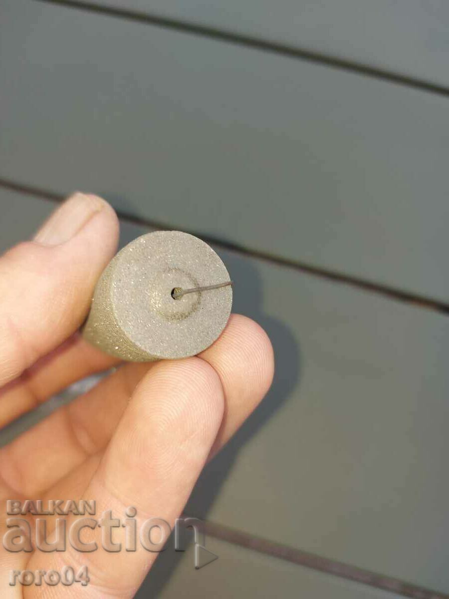 Auction DENTAL DISCS - SANDPAPER Auction DENTAL DISCS - SANDPAPER