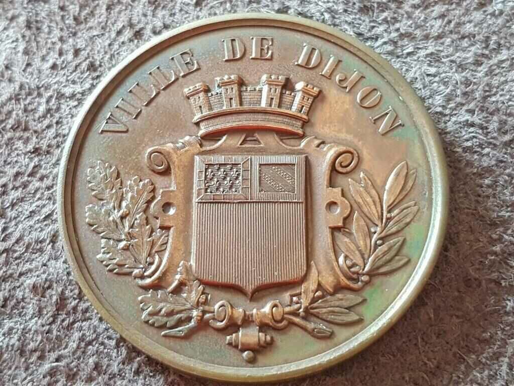 Delivery of French 19th c. copper coin Dijon Conservatory of Music Delivery of French 19th c. copper coin Dijon Conservatory of Music