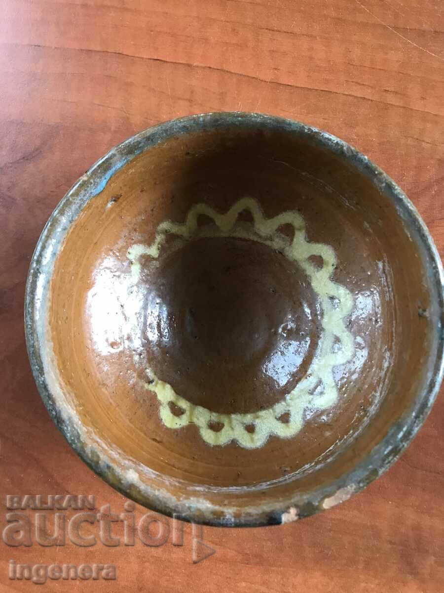 OLD CERAMIC DEEP PANCY BOWL with price 11.00 BGN | € 5.62 OLD CERAMIC DEEP PANCY BOWL with price 11.00 BGN | € 5.62