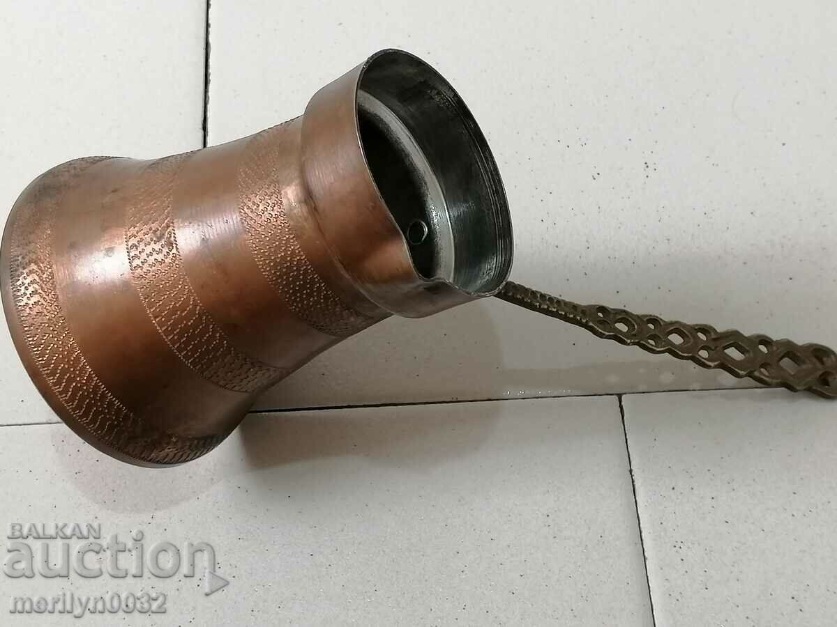 Auction Old copper tin, coffee, baker, copper pot Auction Old copper tin, coffee, baker, copper pot