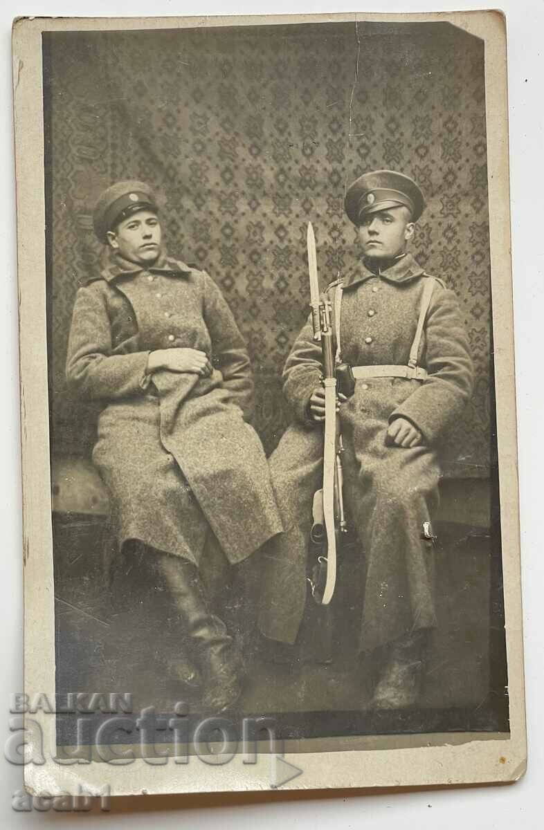 Auction Soldiers picture in a frame Auction Soldiers picture in a frame