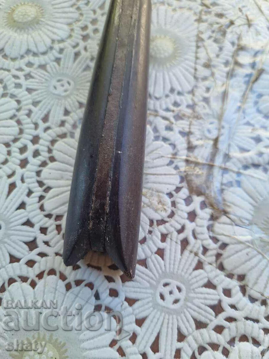 Auction  Old BG Knife.