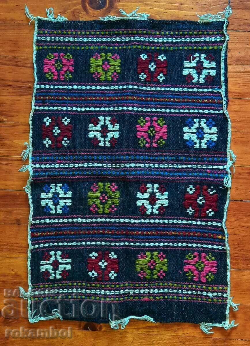 Αυθεντικό χειροποίητο μαξιλάρι ξαπλώστρας Αυθεντικό χειροποίητο μαξιλάρι ξαπλώστρας