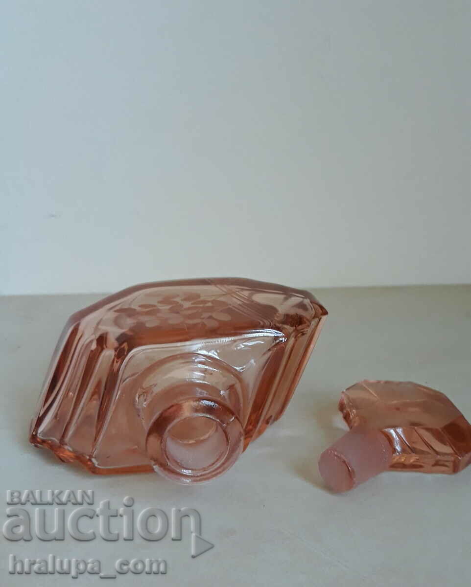 Delivery of Old Perfume Bottle Art Deco Bohemia Czech Crystal Glass Delivery of Old Perfume Bottle Art Deco Bohemia Czech Crystal Glass