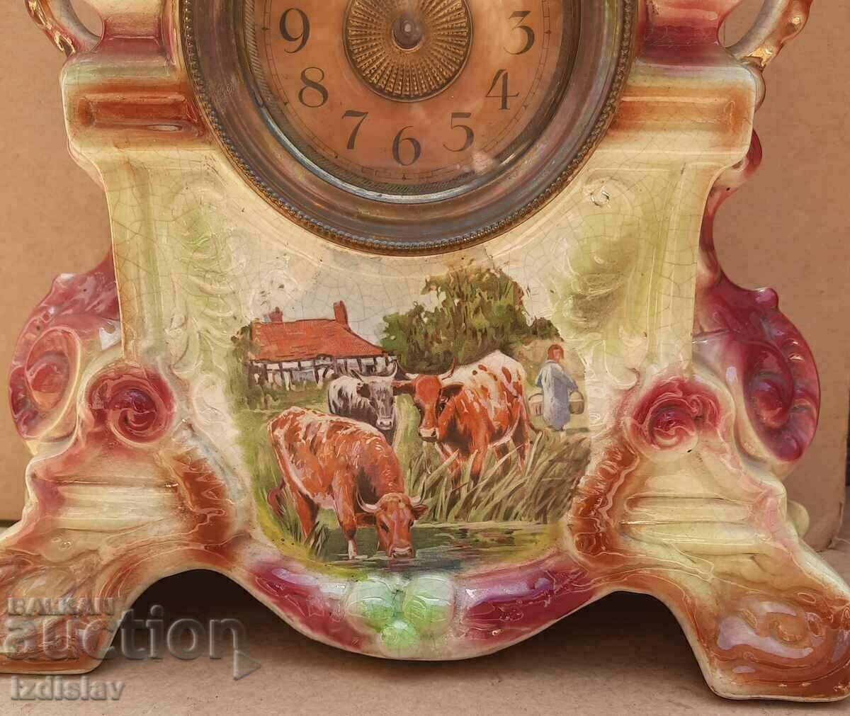 Antique porcelain desktop, mantel clock Strasbourg with price 300.00 BGN | € 153.39 Antique porcelain desktop, mantel clock Strasbourg with price 300.00 BGN | € 153.39