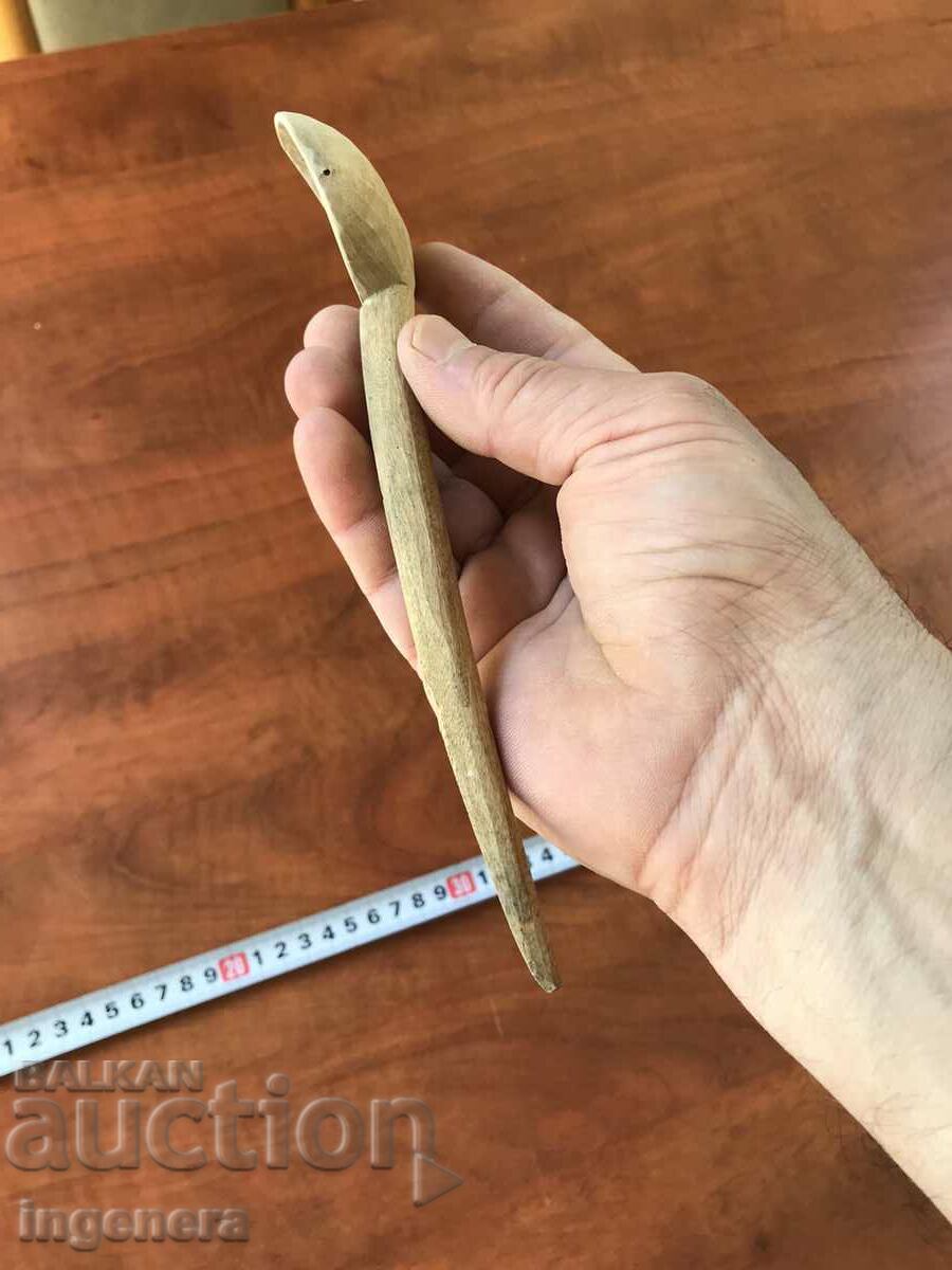 Auction ANTIQUE HAND CARVED WOODEN SPOON Auction ANTIQUE HAND CARVED WOODEN SPOON