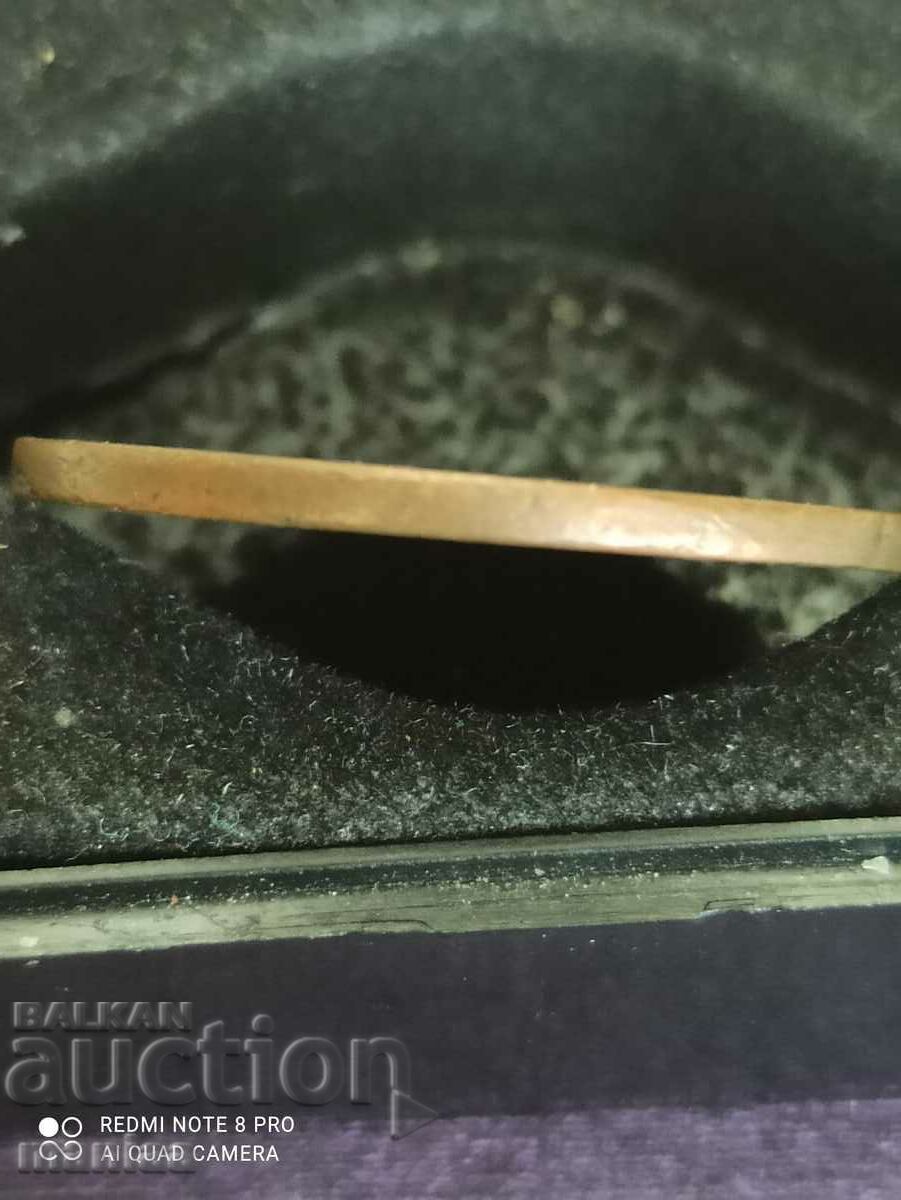 Auction 1/2 penny 1838 Queen Victoria Auction 1/2 penny 1838 Queen Victoria