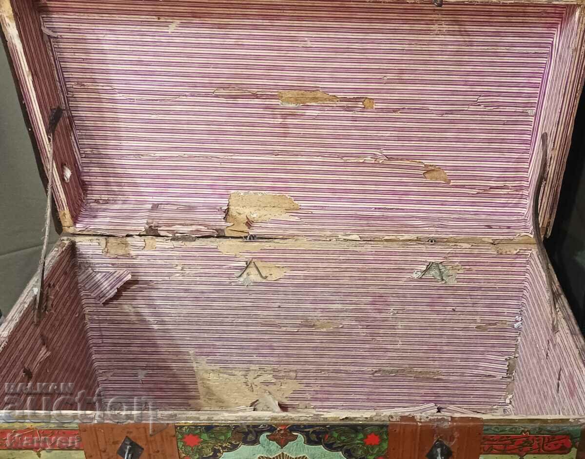 Old Ottoman officer chest. - 7 Old Ottoman officer chest. - 7