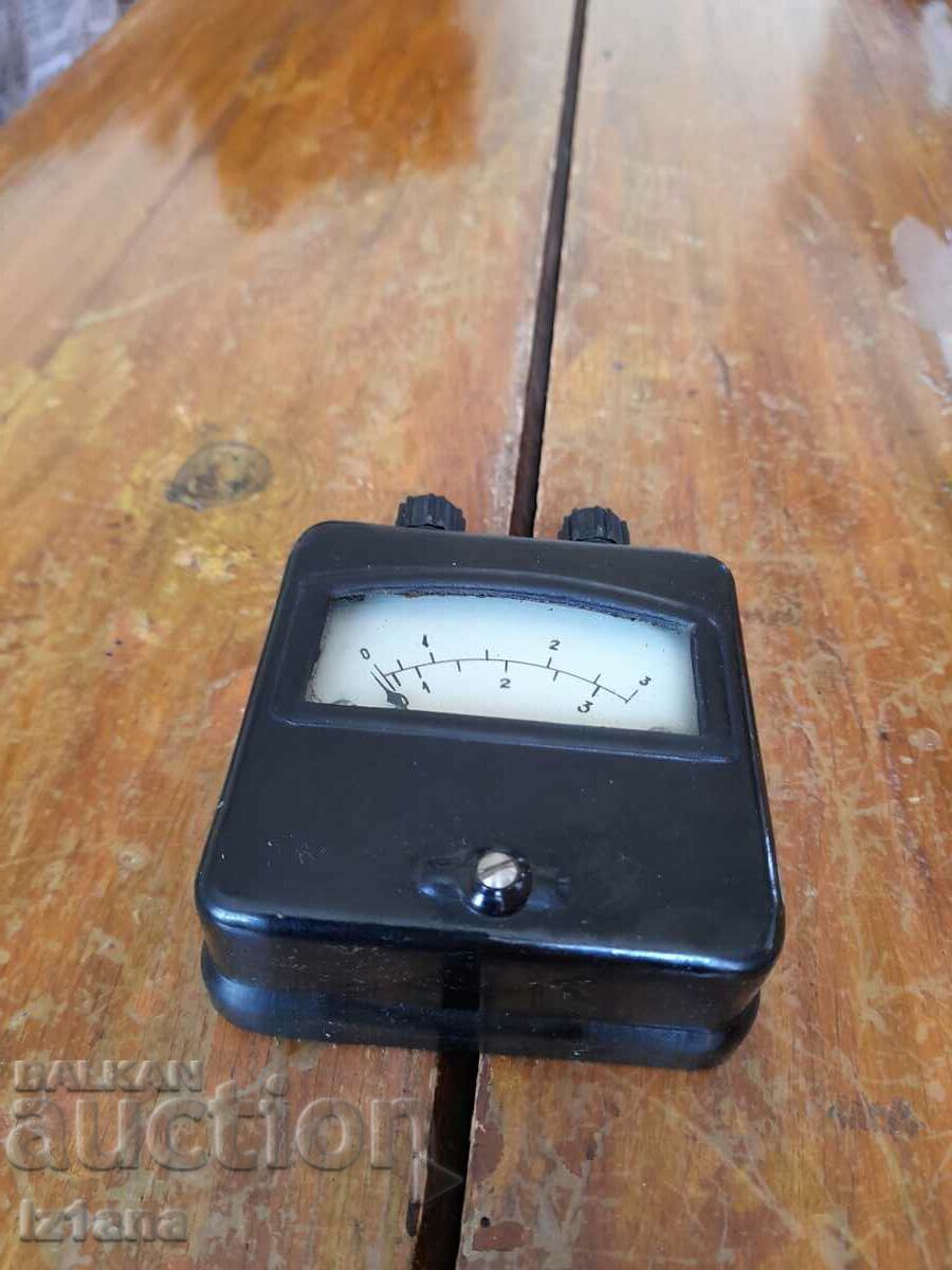 Old measuring instrument